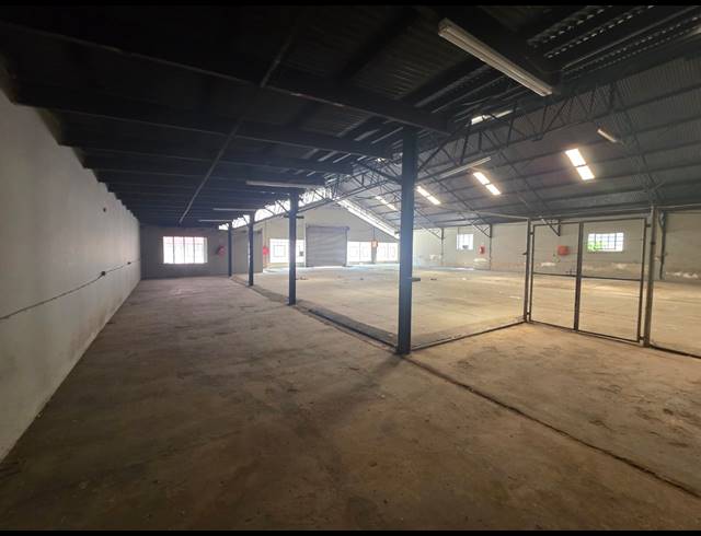 700M² WAREHOUSE TO LET IN ALRODE